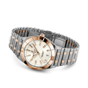 u77310101a1u1-chronomat-32-rolled-up_ce8e7535-261b-4bc7-a43c-ab928adfbd08.png