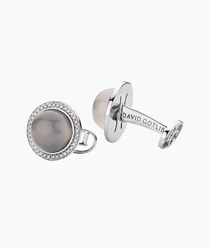 david-gotlib-203-white-gold-grey-moon-cufflinks-packshot-2-675x800_d54d1194-8c70-492a-b645-fbfcfffa67d5.png