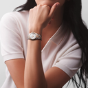 conquest-classic-l2-286-3-87-7-on-wrist_c705185d-c6d0-4449-9372-0f2586978d0d.png