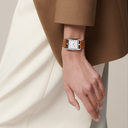 cape-cod-watch-large-model-37mm--043638ww00-worn-2-0-0-1600-1600-q99_g_68617e52-b4dc-4ca5-8e2f-77295ae52179.png