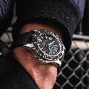 a17366021b1s1-superocean-automatic-42-on-wrist_d7569dce-9c81-4945-86e7-9d811252246c.png