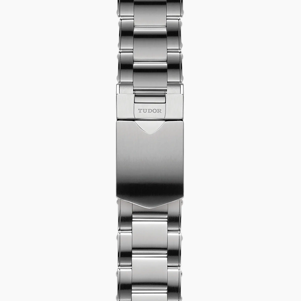 tudor-m79230b-0008(1)_cbe39b38-a071-40e0-aa5f-2141b613187e.png
