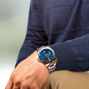 hydroconquest-l3-781-4-96-6-on-wrist_6f6bc7bf-3449-49d9-8c61-1ea28ad5d0fd.jpg