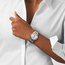 u17395211a1u1-navitimer-automatic-35-on-wrist_14f35ac1-0e10-4689-8f0f-f881e6e0658b.jpg