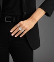 messika-bague-lucky-move-3-doigts-porte_1_d38fb297-193e-48b7-bbcc-2c8304b2cd34.jpg