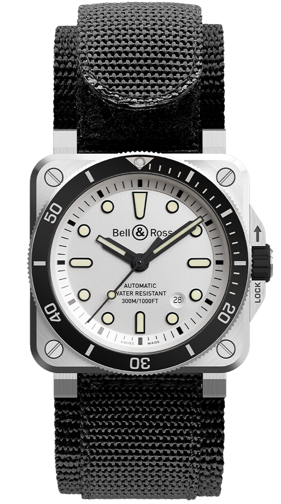 soldat-br03-diver-white-2-585x1050_f34c9f34-1051-4084-a0c8-8a7293ade136.png