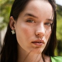 roberto-coin-princess-flower-18kt-rose-gold-turquoise-flower-stud-earrings-with-diamonds-adv888ea1837_03_wear-1-1024x1024_627ebfc8-4b9f-4bf1-a912-39346cb968ea.jpg