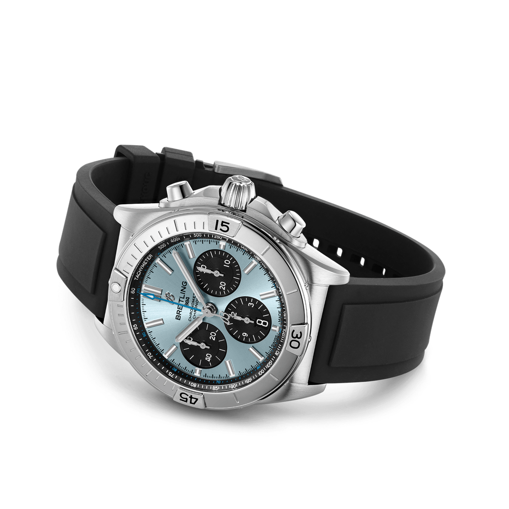 pb0134101c1s1-chronomat-b01-42-rolled-up_17bb1d3c-e299-4422-b1ba-60554f34a636.png