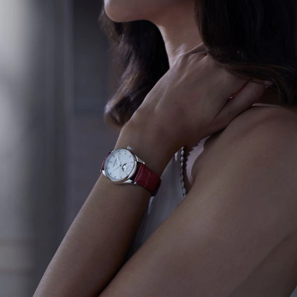 the-longines-master-collection-l2-409-4-87-2-detailed-view-2000x2000-6_702f5f5d-9356-4ed0-8f73-9c44669e1b64.png