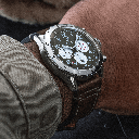 ab04452a1l1x1-super-avi-b04-chronograph-gmt-46-curtiss-warhawk-on-wrist_c7366191-75f9-4996-9b58-a02dfcccfa76.png