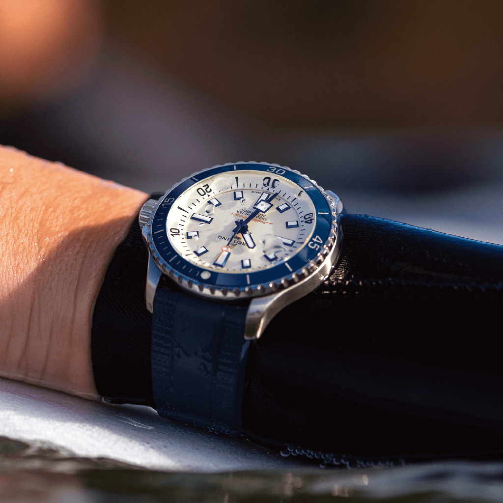 a17375e71g1s1-superocean-automatic-42-on-wrist_f92f011b-991c-439e-bfeb-b5640de731d6.png