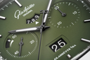 glashuette_original-w13702090263-detail-2-1240x820_22ad0c03-ad10-42c7-bc22-db8bb1714347.png