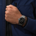 ab2030121b1a1-superocean-heritage-b20-automatic-44-on-wrist_00097dbd-0682-48cb-8ffd-506de6cbf080.jpg