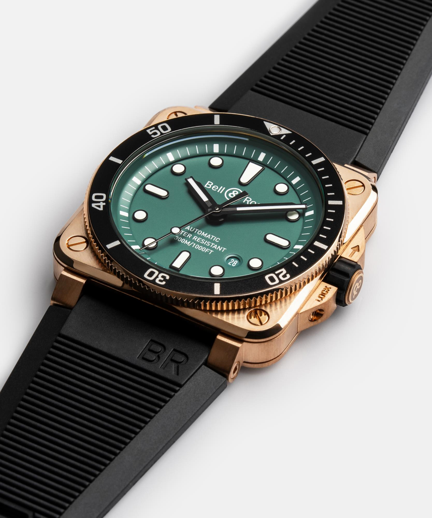 br03_diverblackgreenbronze-produit-3_4_pers-2_1f75fccc-6507-47dd-bcaf-85d10f8a6987.jpg