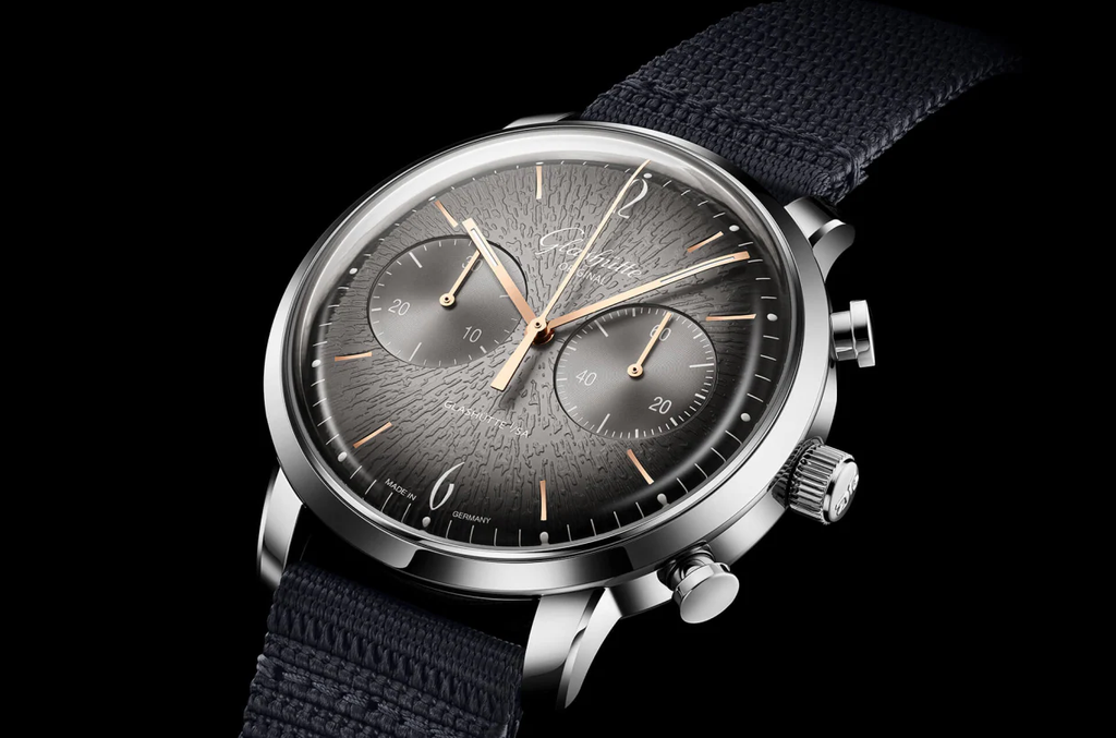 glashuette_original-w13934062204-slide-1-1240x820_b746e441-1423-42d3-988a-d19fb7f00231.png
