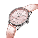 a77320d91k1p1-navitimer-32-three-quarter-2_e03fc84f-2140-404c-ac7c-b9c299a07d91.png