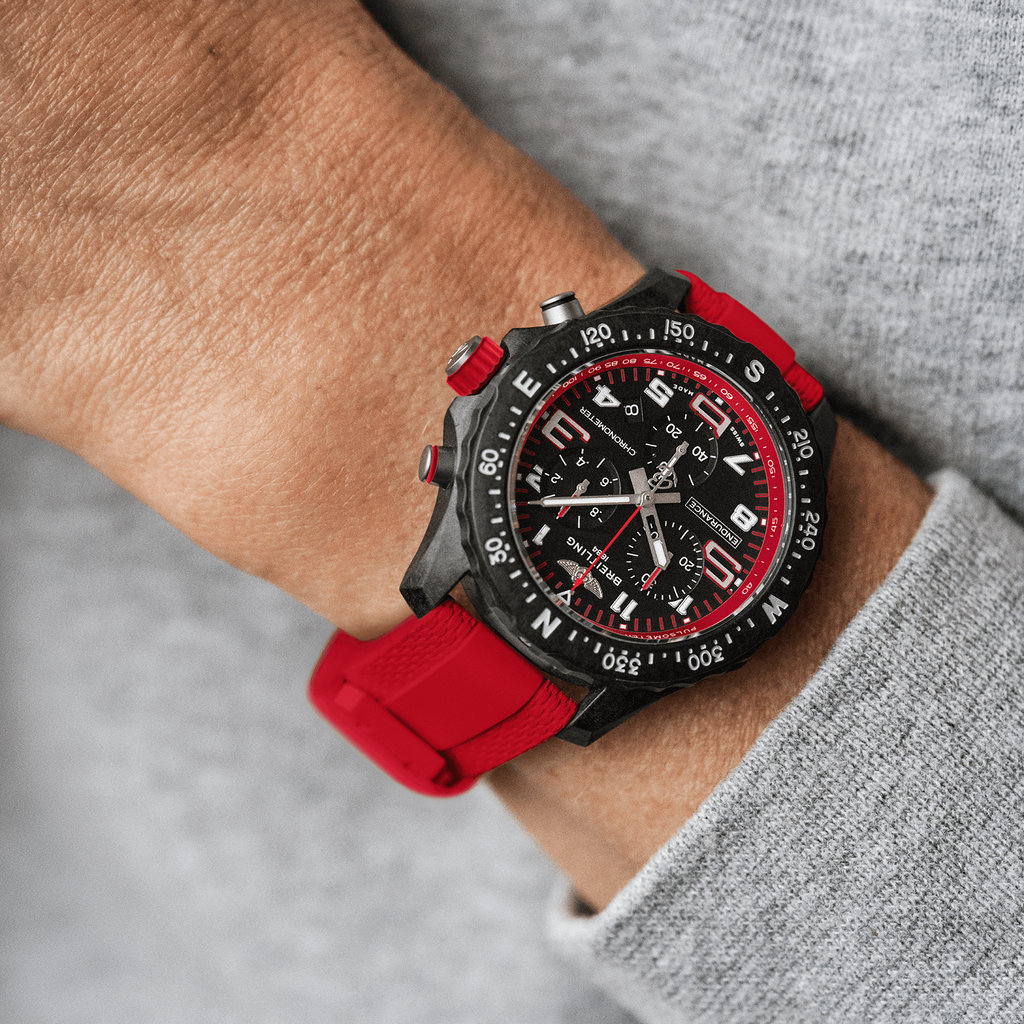 x83310d91b2s1-endurance-pro-on-wrist_d558bbd6-a233-49ed-91cf-4a54a2e6a24d.png