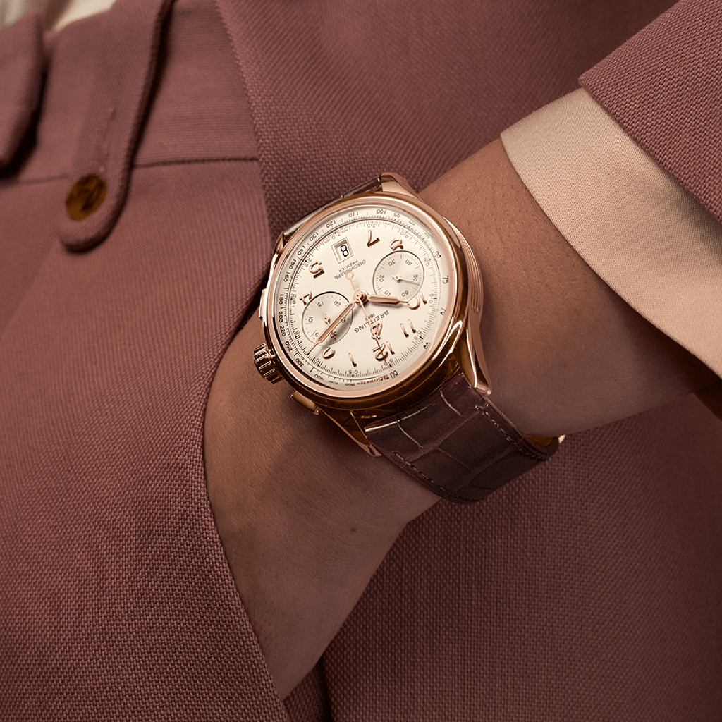 rb0145371g1p1-premier-b01-chronograph-42-on-wrist_dd324476-321d-4674-8f0f-971e440d5ef9.png
