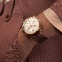 rb0145371g1p1-premier-b01-chronograph-42-on-wrist_dd324476-321d-4674-8f0f-971e440d5ef9.png