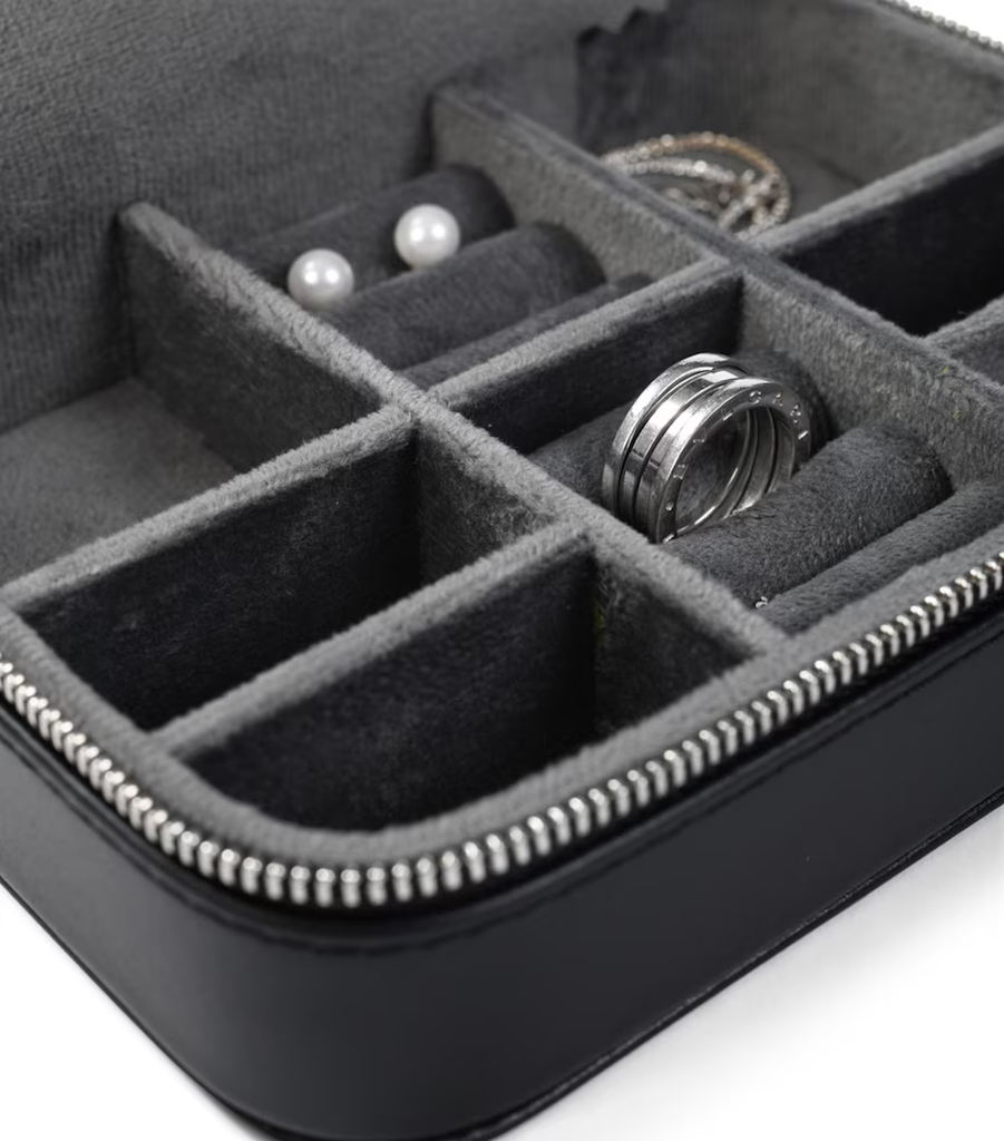 romajewelrycase_7f9c49d3-789b-4bb7-8613-3a65158e9623.png