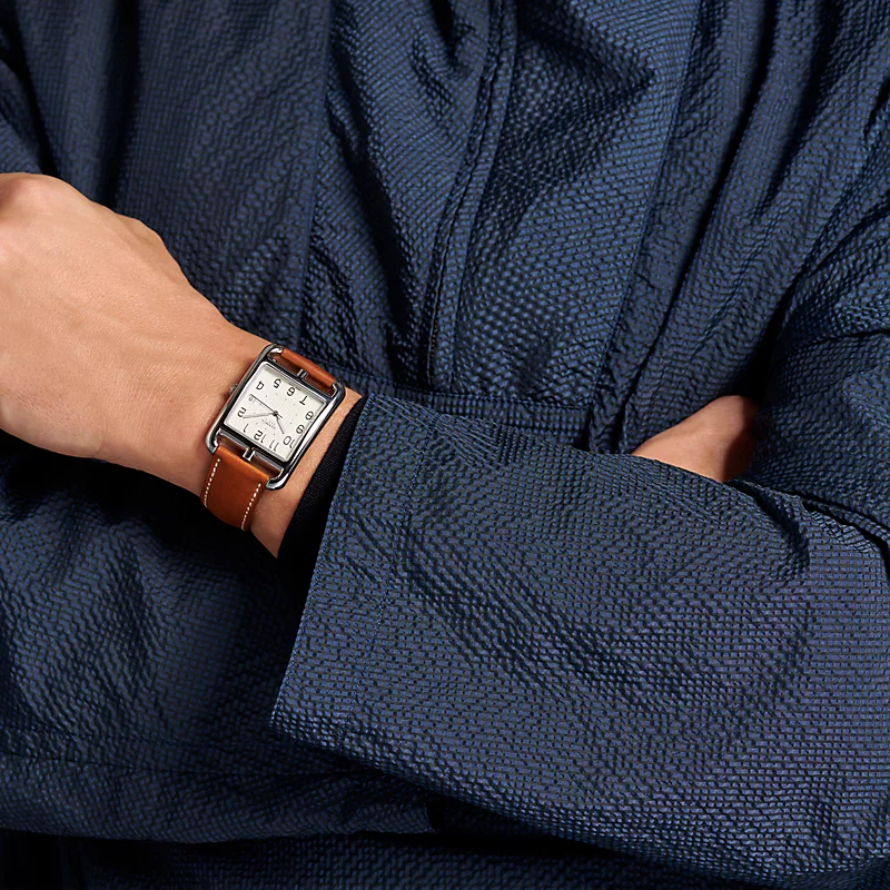 cape-cod-watch-41mm--044350ww00-worn-9-0-0-800-800_g_8587750c-dc19-4747-959d-6a6617b1eb4e.png