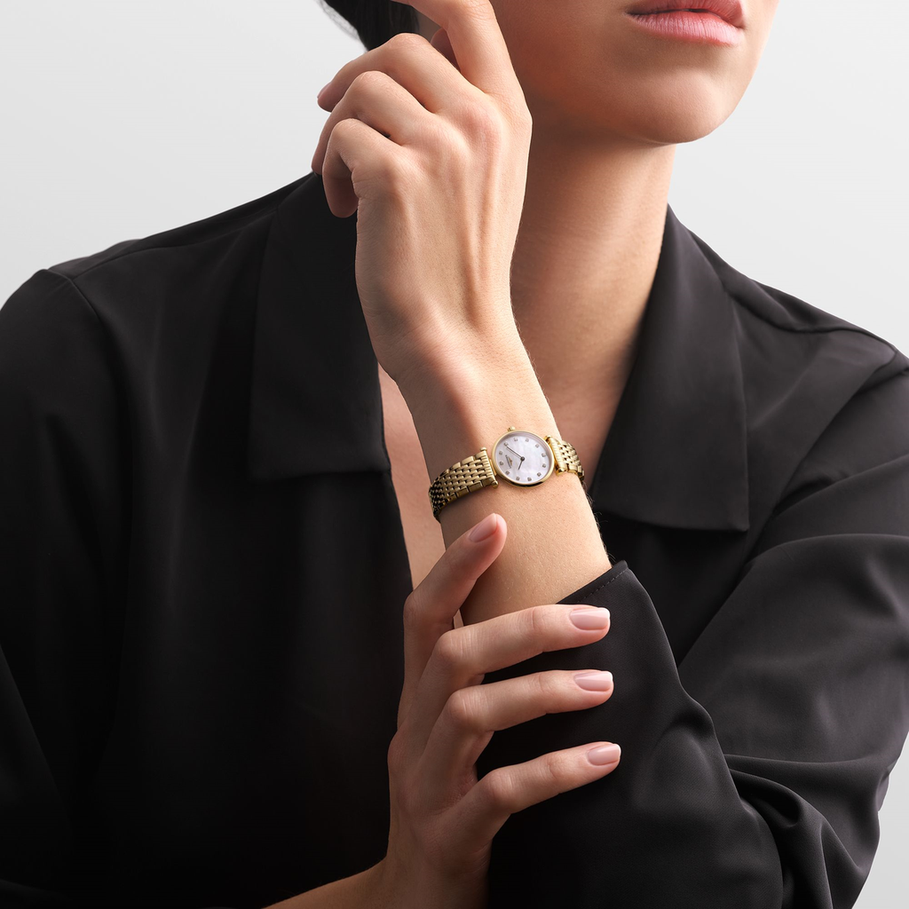 la-grande-classique-de-longines-l4-209-2-87-8-detailed-view-1_62d01cf7-56fb-457a-97a9-ceaa6d6c2d2e.jpg