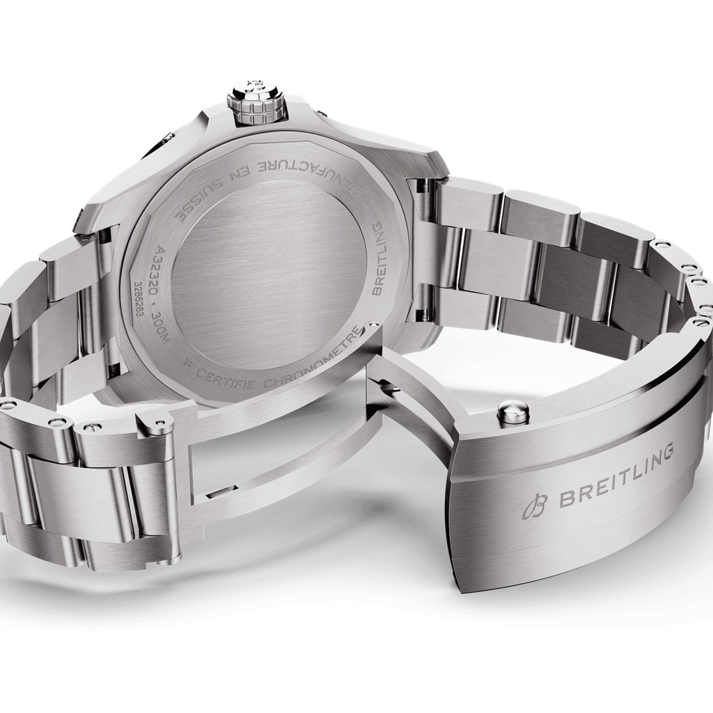 a32320101b1a1-avenger-automatic-gmt-44-buckle_4b2b9b8b-3495-4184-b30c-78984c159826.png