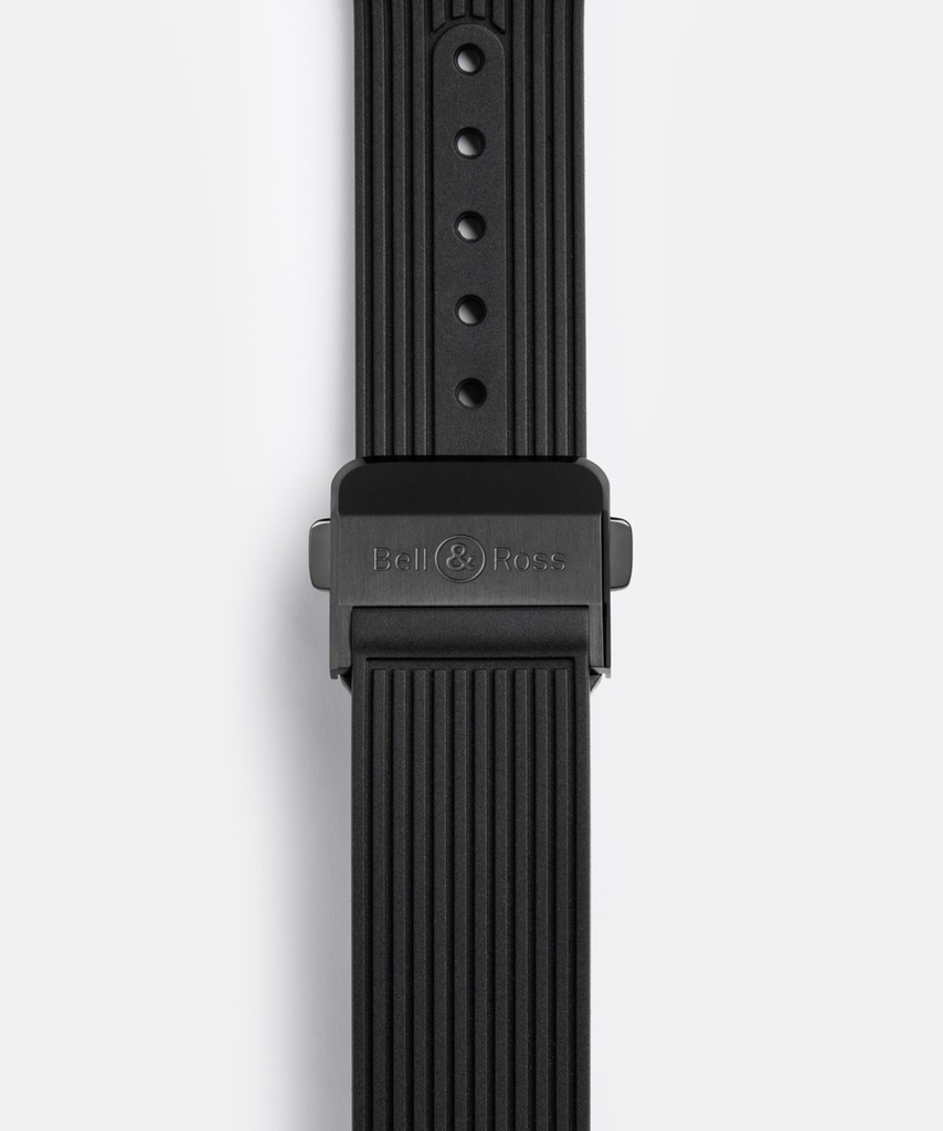 br05-black-ceramic-rubber-produit-bracelet-v2_efb23baf-fe4c-472a-9f26-b20b7d38b3bf.jpg