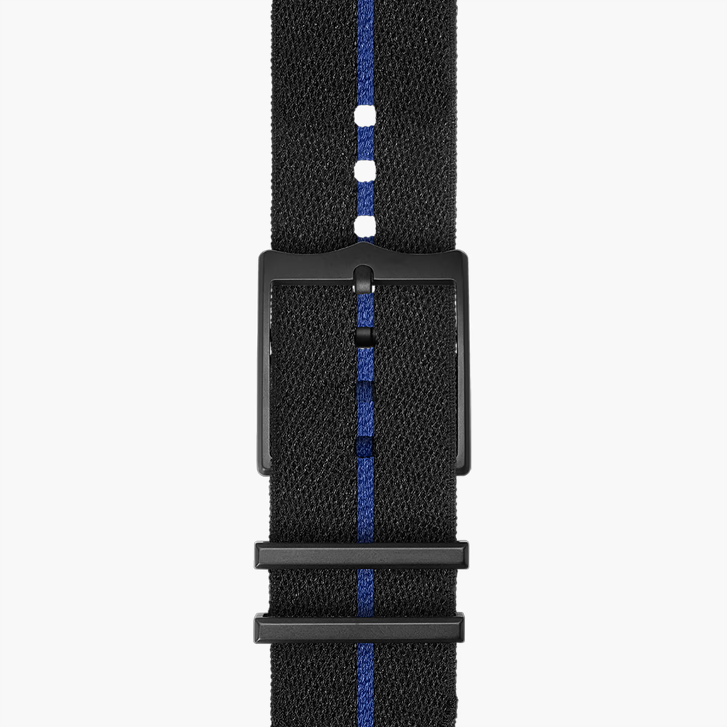 tudor-m79210cnu-0007-ab__black_blue_fabric_strap__4538102_2d0d1a2e-e844-4a4b-920a-ec037ce7e114.png