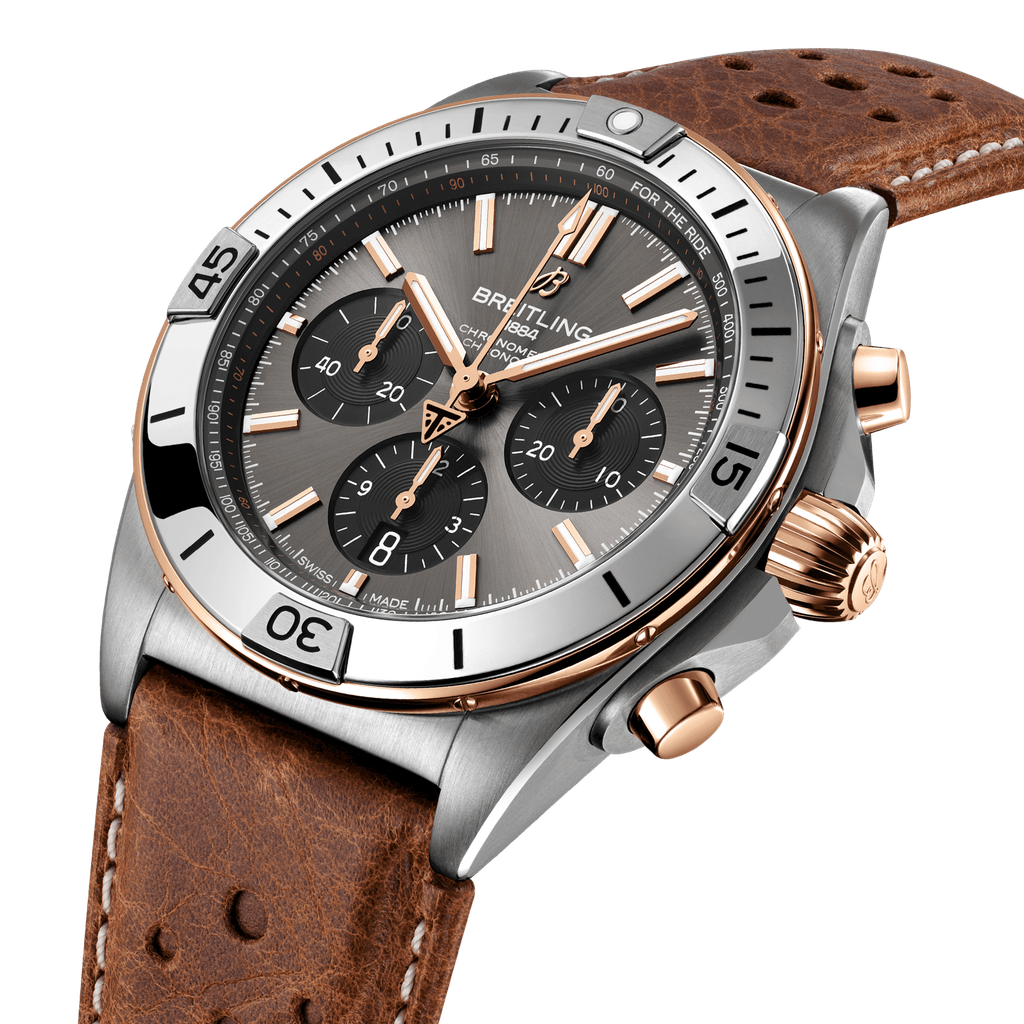 tb0134101m1x1-chronomat-b01-42-triumph-three-quarter_cd1fc72c-422f-46fc-bbca-493099884df7.png