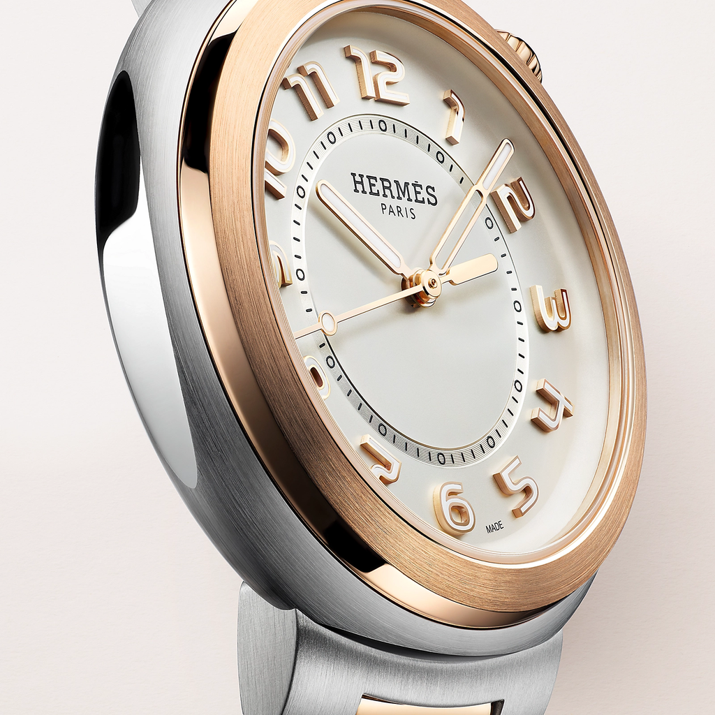 hermes-cut-watch-large-model-36mm--403249ww00-crop-wm-4-0-0-1600-1600-q99_g_9f0b03a7-68c4-44d2-9d84-8fb89b0eb84f.png