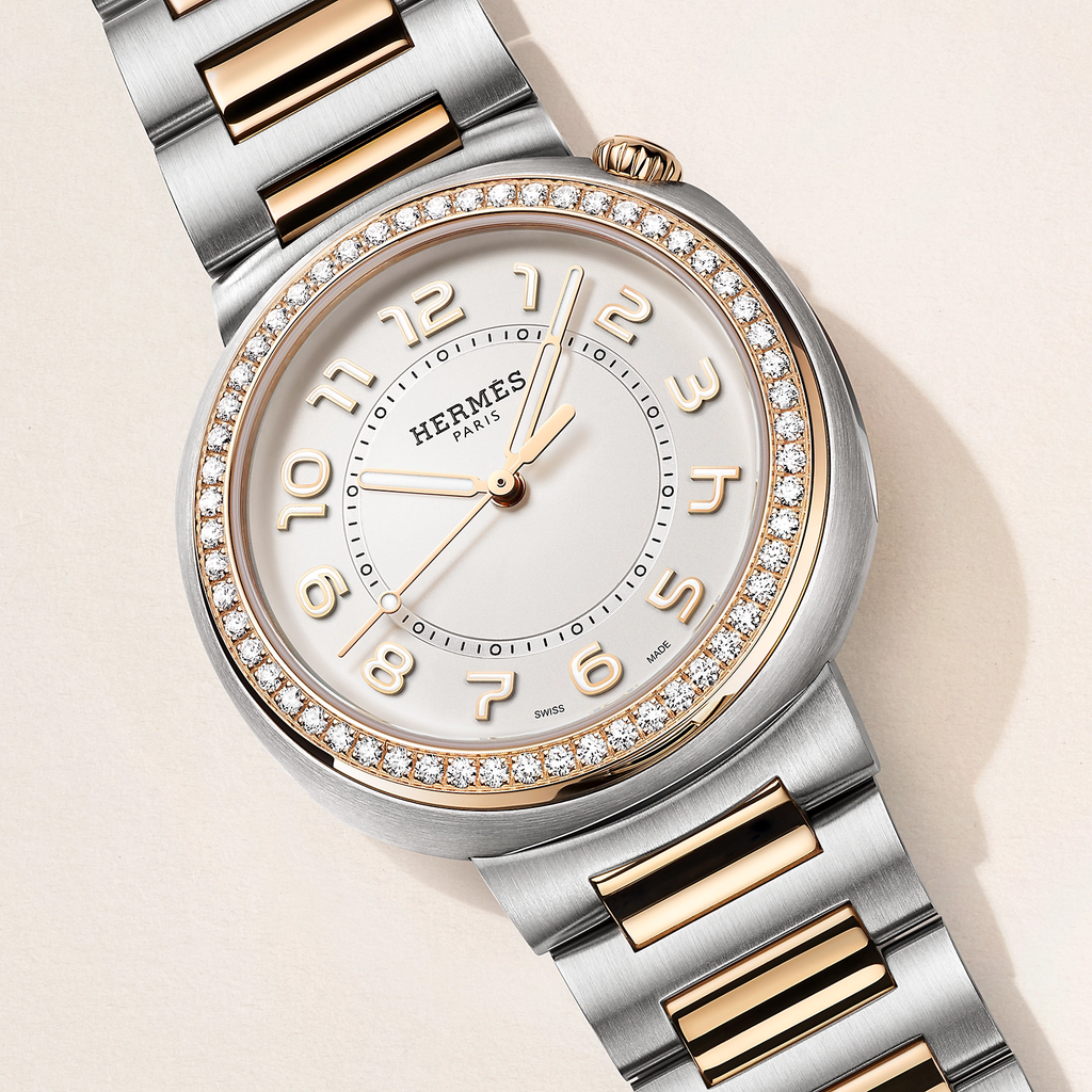 hermes-cut-watch-large-model-36mm--403269ww00-crop-wm-4-0-0-1600-1600-q99_g_12ba58a6-1ec0-4cd3-babd-dd24be9afd19.png