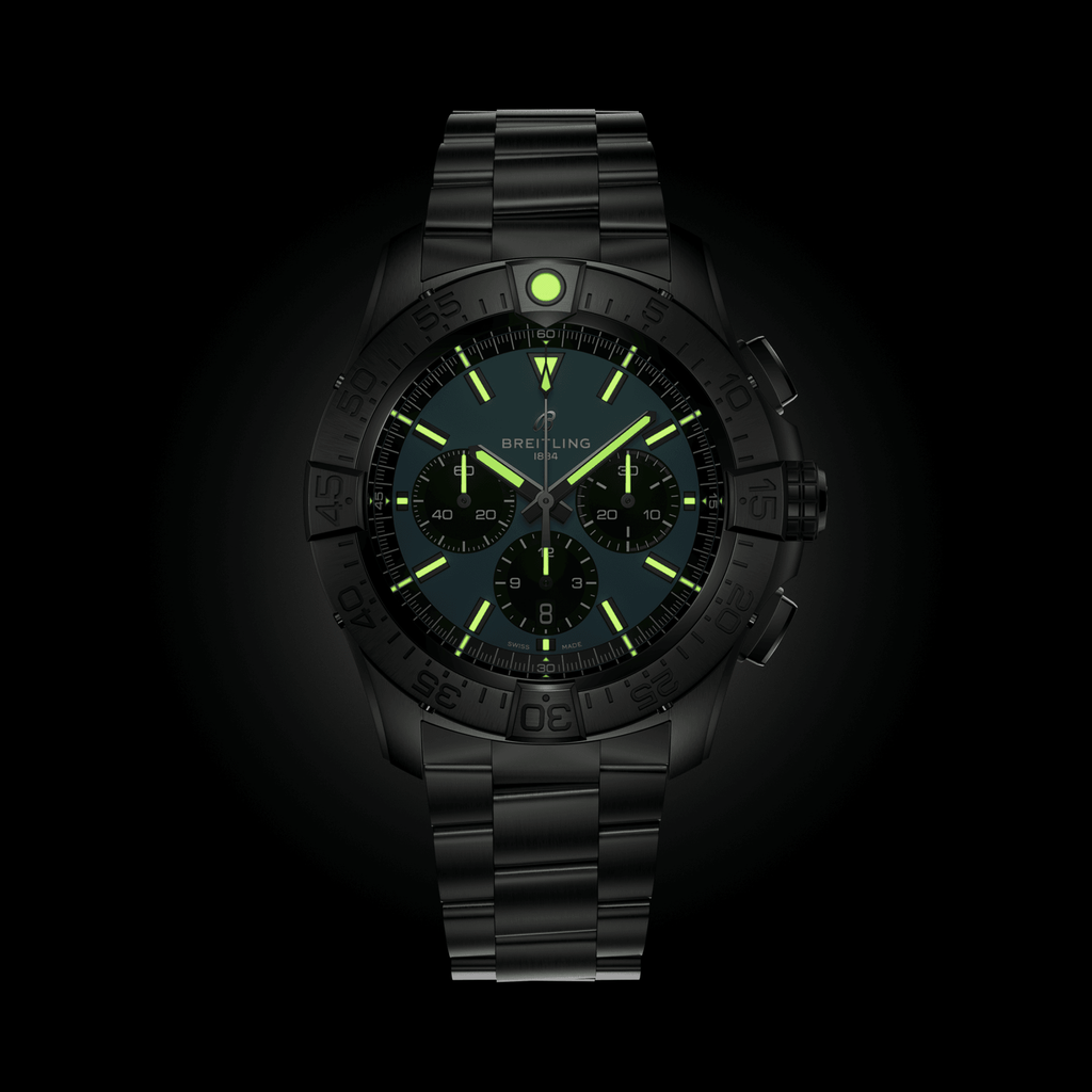 eb0148101c1e1-super-avenger-b01-chronograph-46-lumes_1dcf864a-3491-40cd-921e-7c621c91150d.png