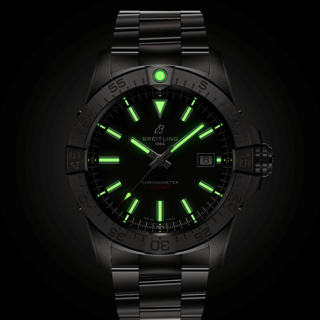 a17328101b1a1-avenger-automatic-42-lumes_f88533a9-cdd7-4f6c-a55f-c6c64e0ea727.png