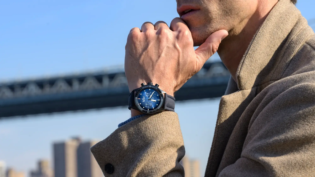 5200_0140_o52a_bathyscaphe_flyback_chronograph_lifestyle4_rgb_a266090f-2504-474d-8e4c-8c5eb86f19fc.png
