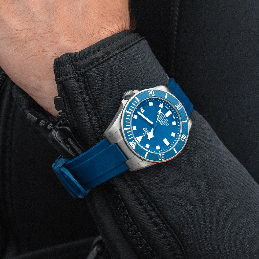 tudor-m25600tb-0001_af57f687-52d5-4a16-b100-920f7ba7aae9.jpg