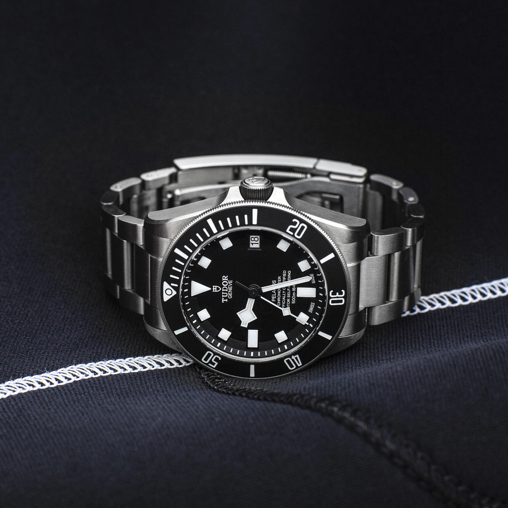 tudor-m25600tn-00012_060e1288-d4ad-45f2-a3c5-1647c56a1d2c.png