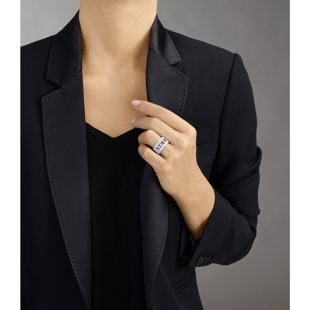 messika-bague-move-joaillerie-mm-pavee-portee_1_1_fbcac4cb-5b85-42b0-8f3c-9204b071bcdc.jpg