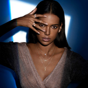 messika-image-12-large_1_b80474a7-dc8e-4a51-b40d-dd08a9bcbb63.jpg