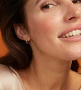 bron-product-in-context-76_31b5b10f-6bf4-4783-b887-e8d169295931.png