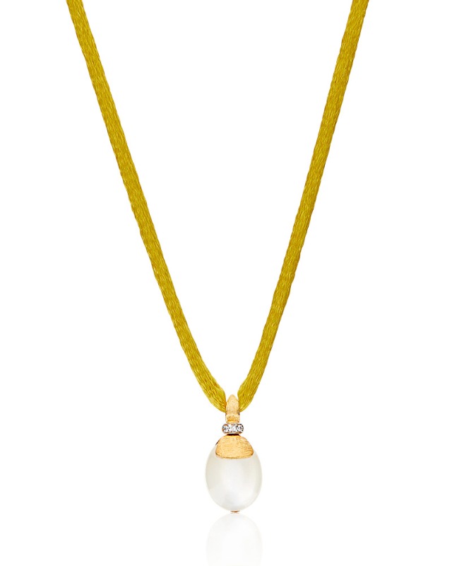 Amuleti White Desert Pendant