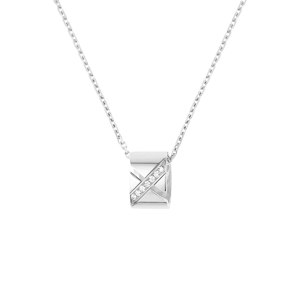 Pendant Liens Evidence in White Gold with Diamonds