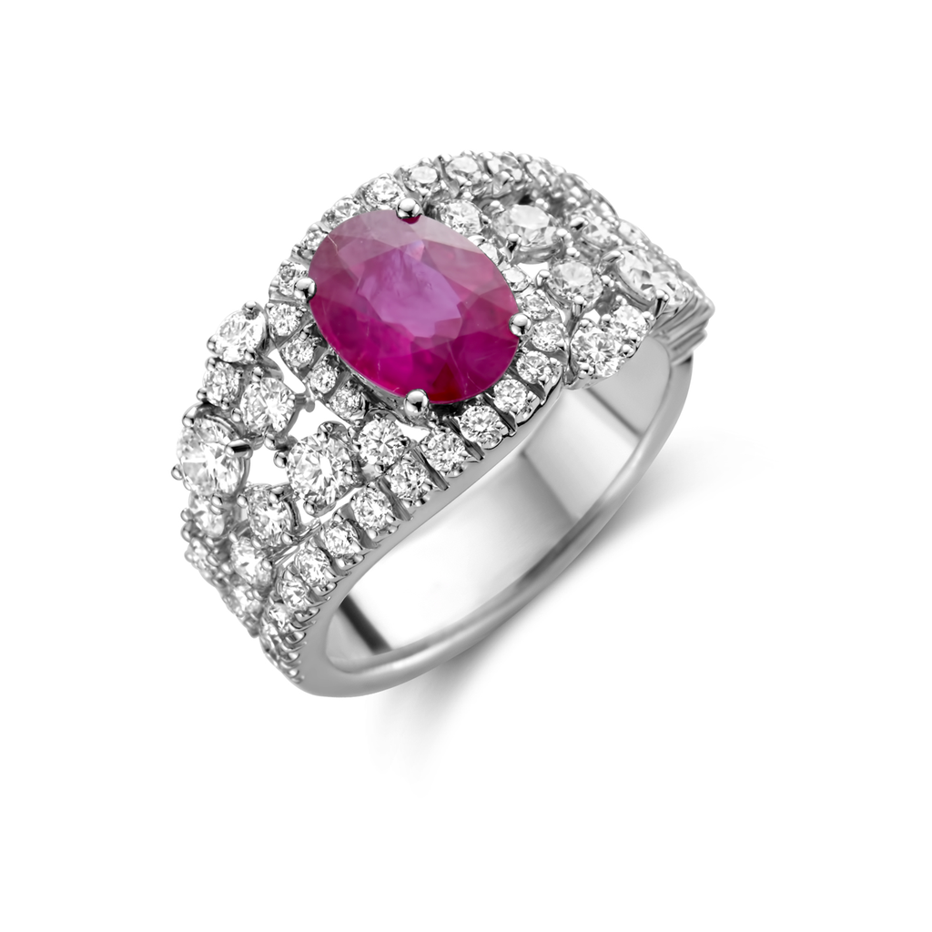 Ring with diamonds and rubis