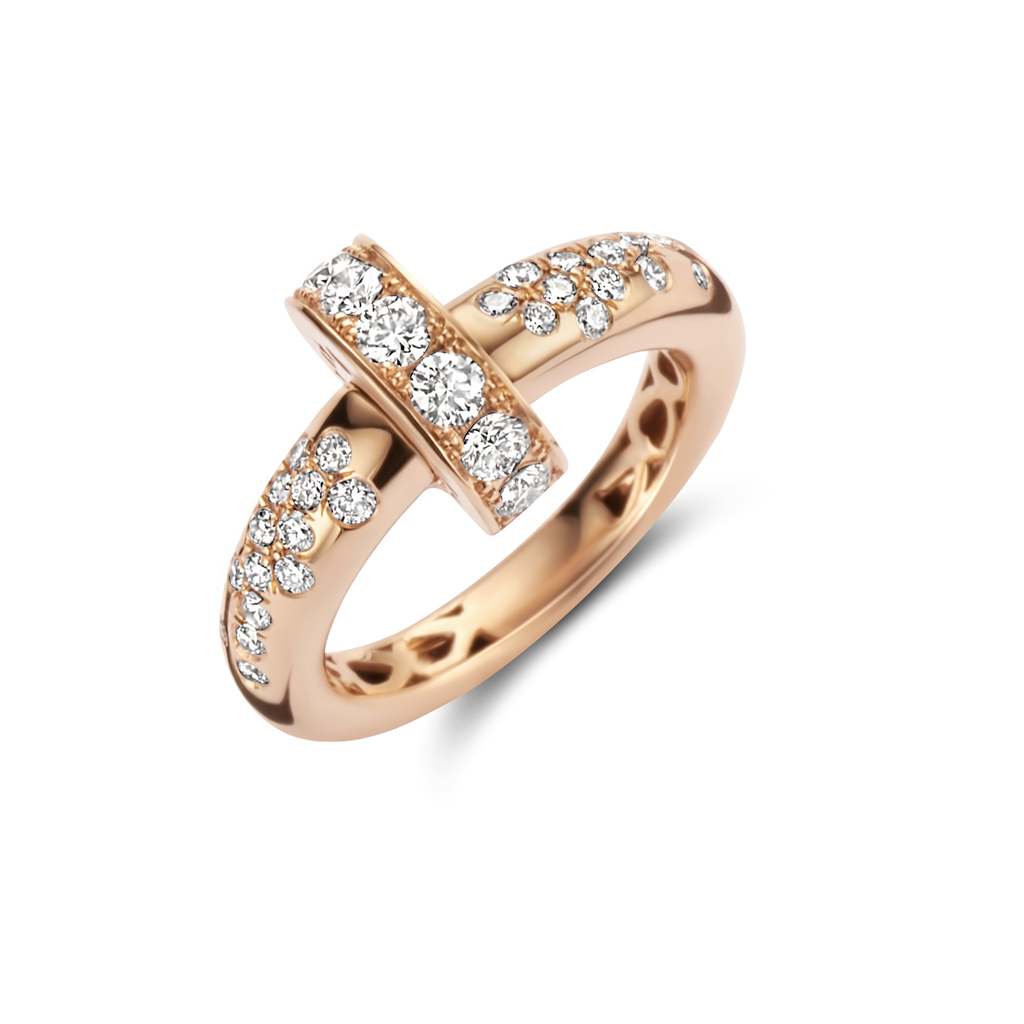 Ring with diamonds