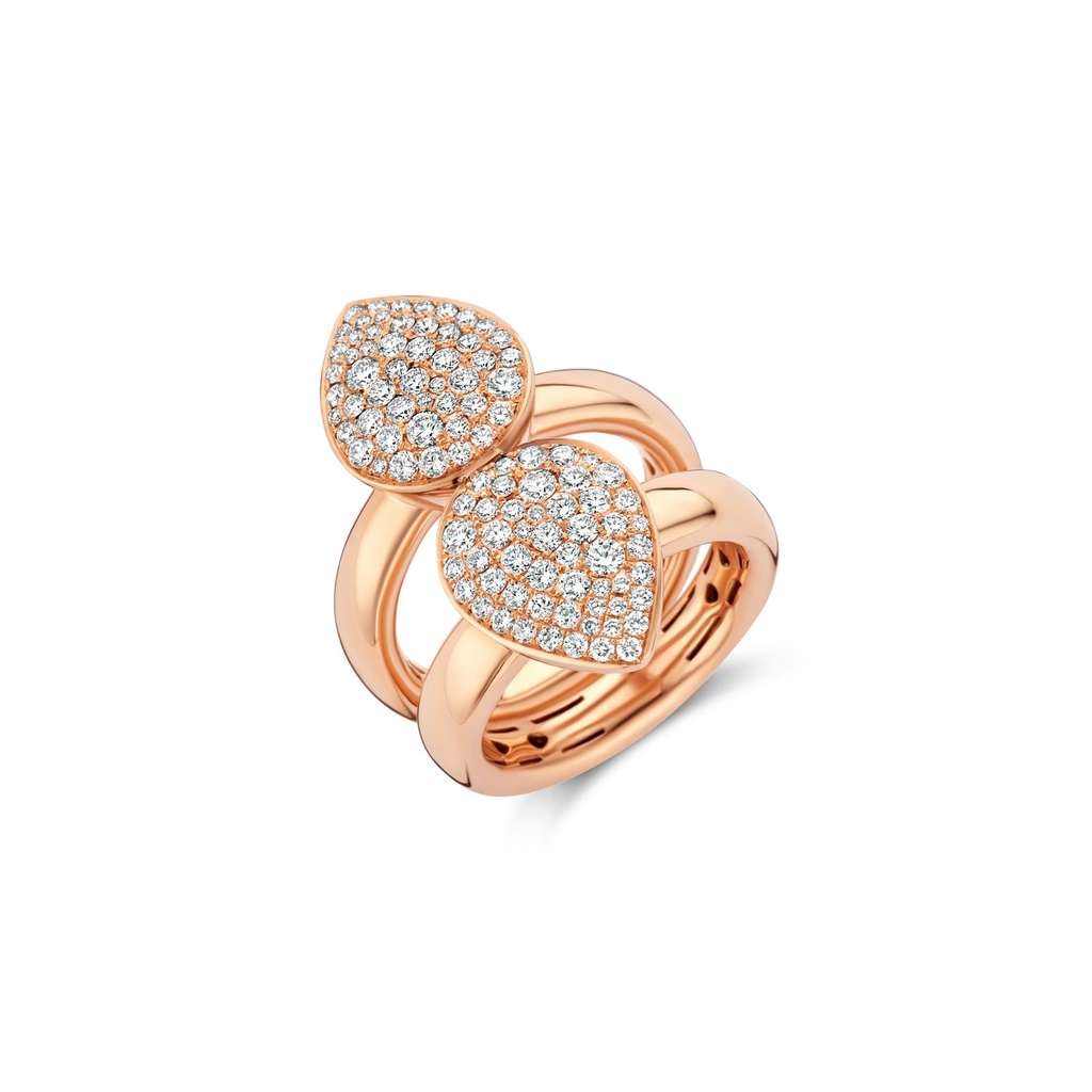 Pink Gold Ring set with Diamonds