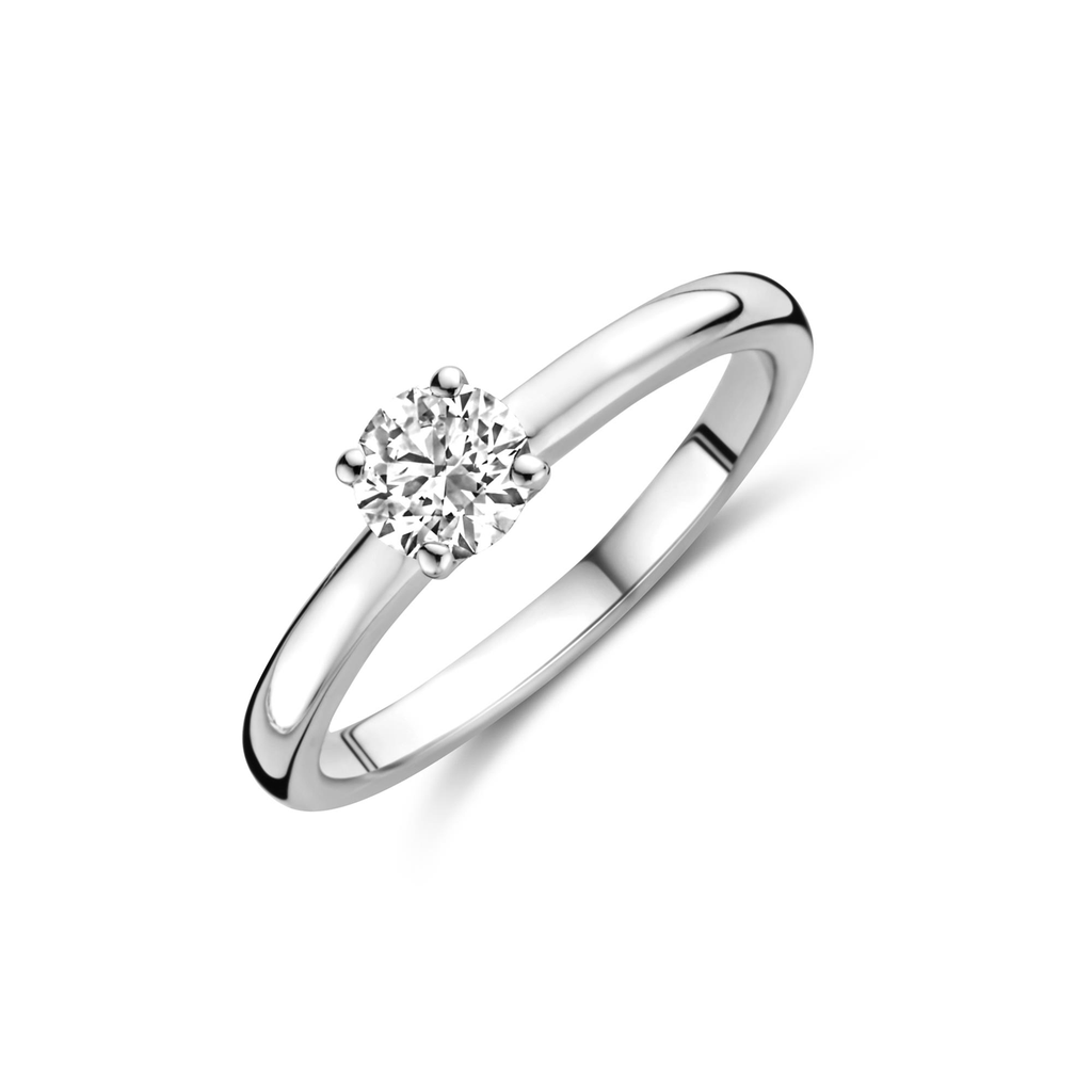 Whitegold solitaire with diamond