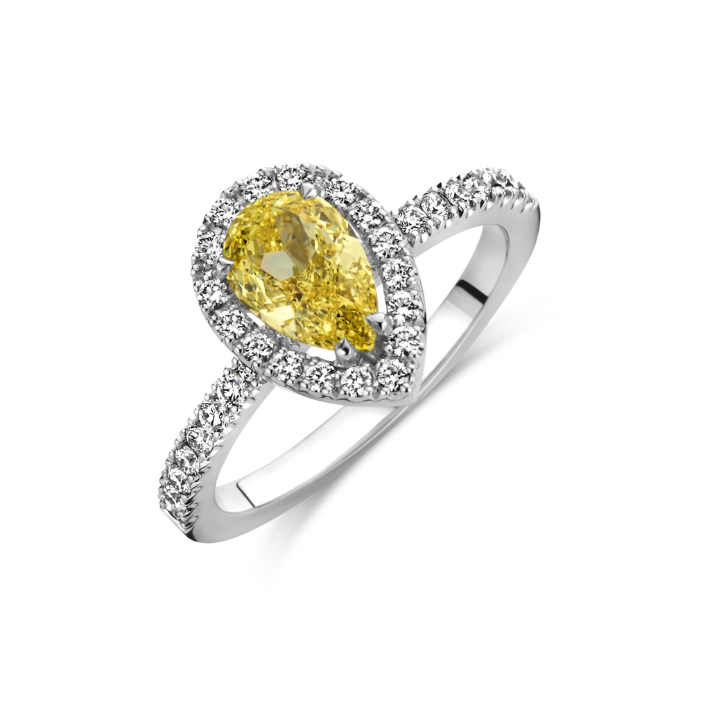 Whitegold solitaire with diamonds