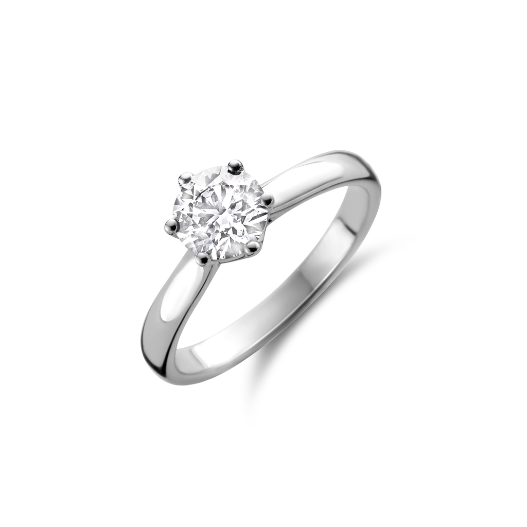 Whitegold ring with diamond