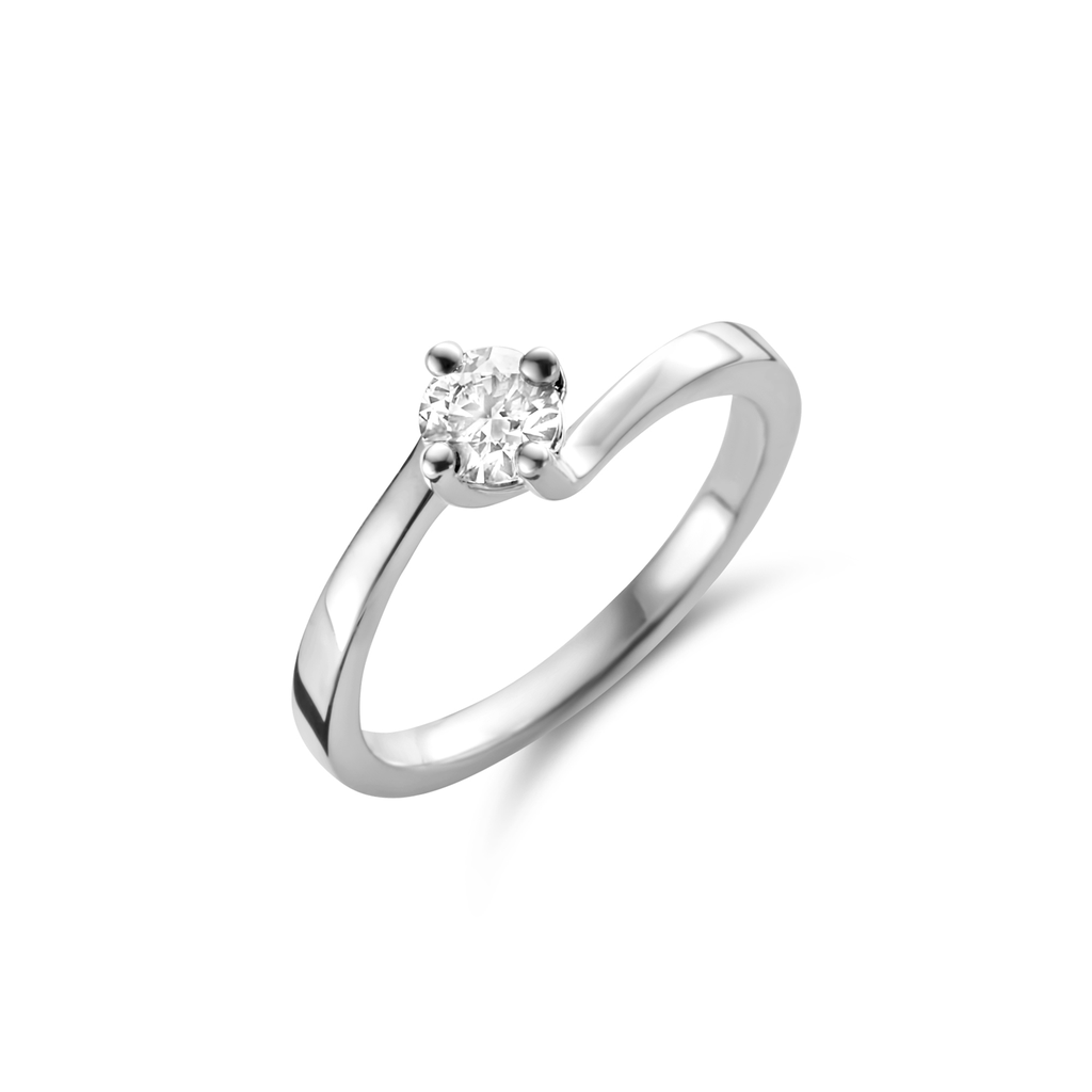 Solitaire white gold
